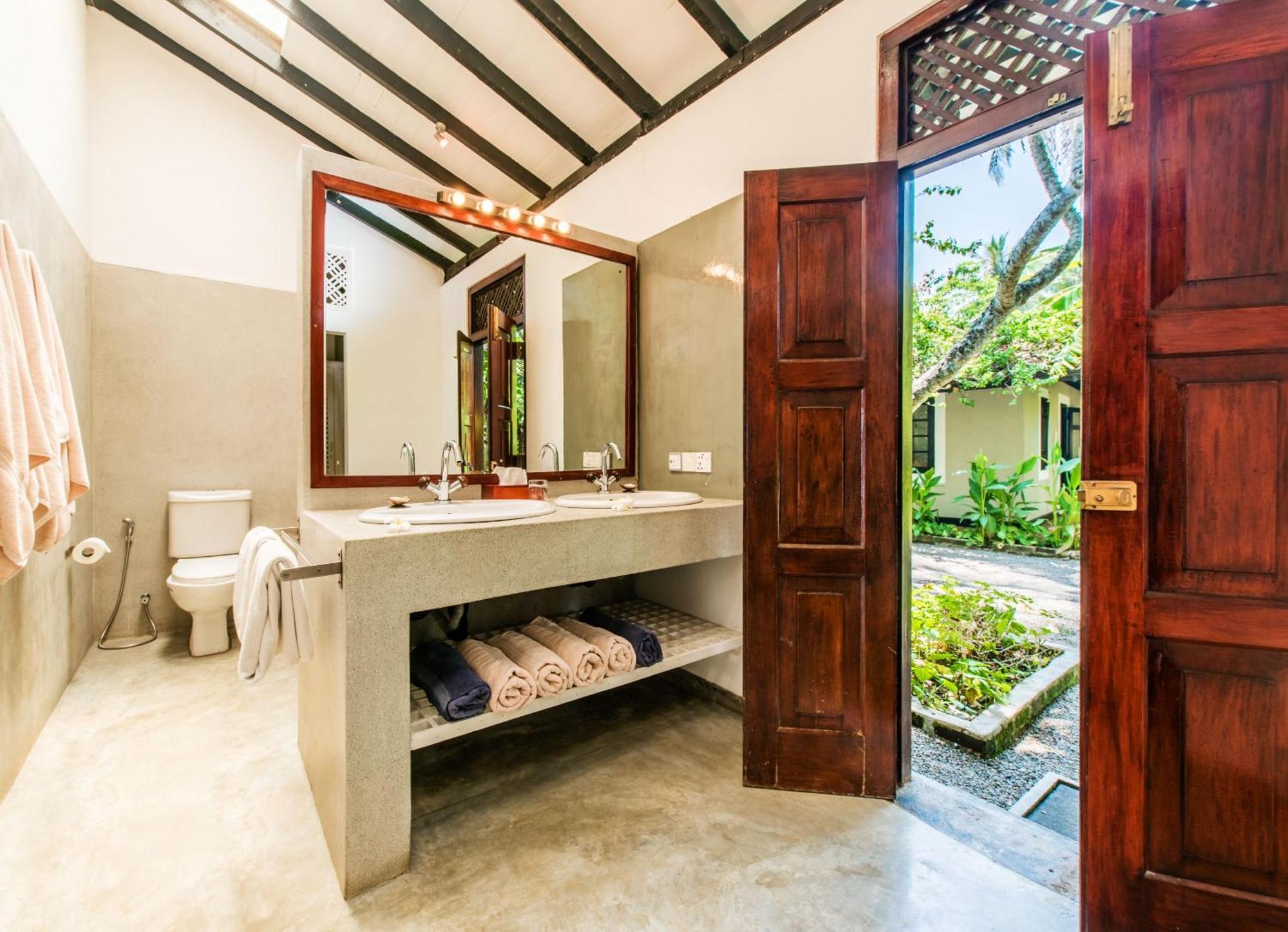 Apa Villa Thalpe Unawatuna Exterior photo