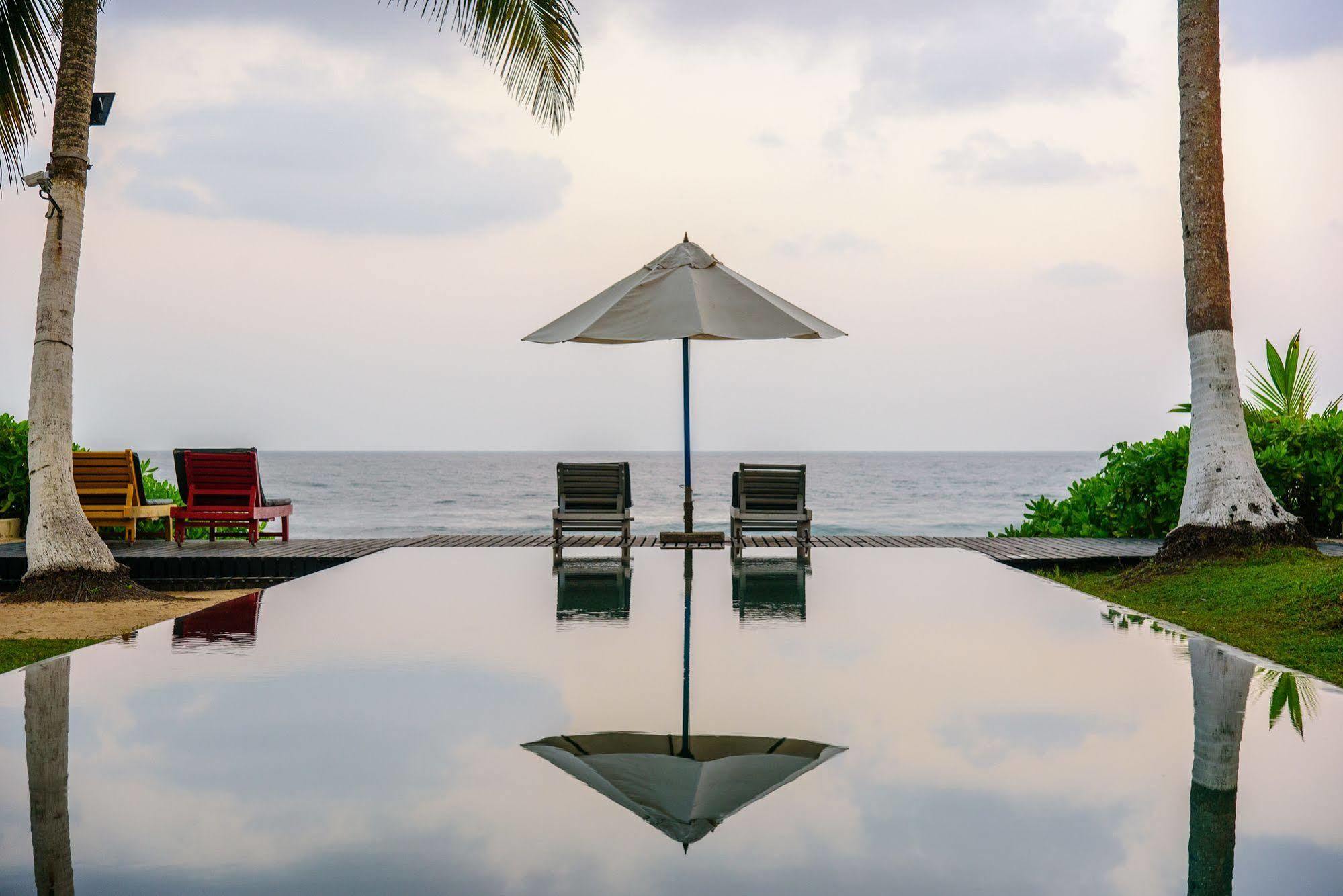 Apa Villa Thalpe Unawatuna Exterior photo